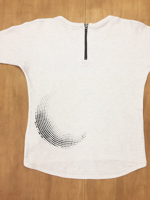 Sudadera The cosmos is female